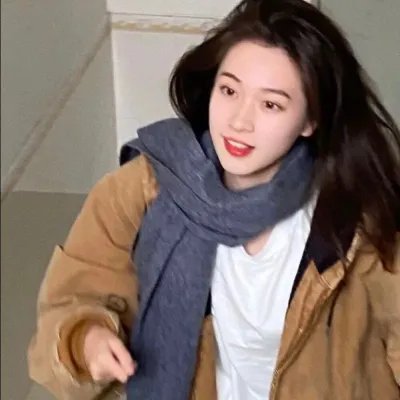 你好,我叫多蕾丝